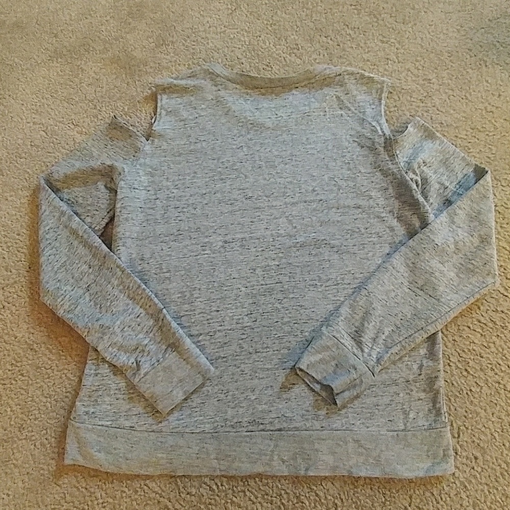 ❄SALE❄Zara cutout shoulder top - Picture 6 of 7